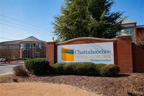 Chattahoochee marietta - NOC Chattahoochee Outpost - Johnson Ferry is located in Cobb County of Georgia state. On the street of Johnson Ferry Road Southeast and street number is 301. To communicate or ask something with the place, the Phone number is (678) 331-5902.